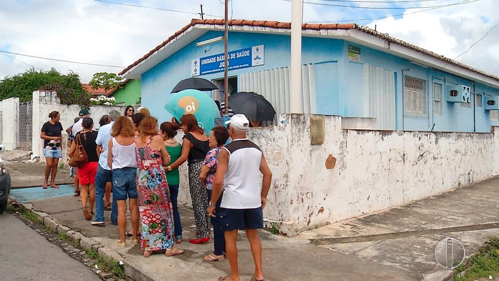 Postos de vacinação do país abrem neste sábado em 'dia D' contra a gripe